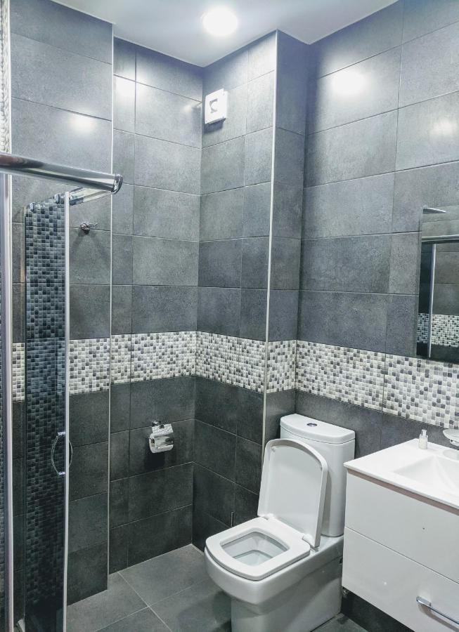 Hotel 5 Rooms Тбилиси Экстерьер фото